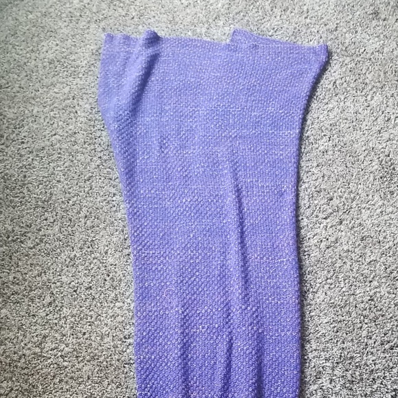 Mermaid Tail Blanket - Picture 5 of 5